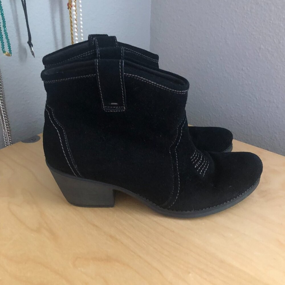 Clarks Artisan Zania Ankle Boots Womens US 8.5 Black Suede Western Cowboy - Picture 7 of 13